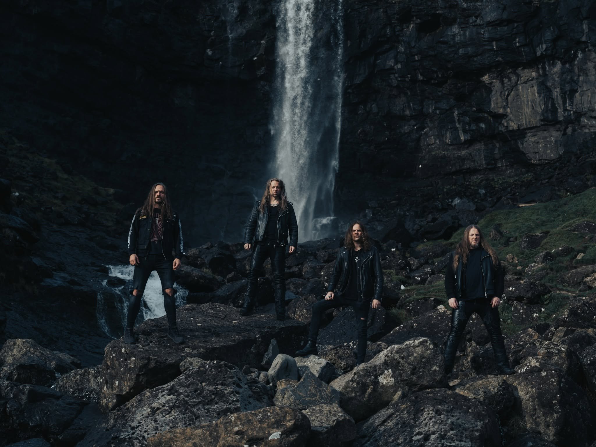 týr